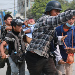 Myanmar, giornata di sangue: 100 dimostranti uccisi nelle proteste