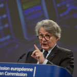 Breton: “Immunità di gregge nella Ue entro metà luglio”