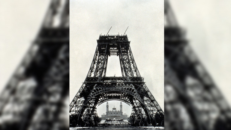 La Torre Eiffel in costruzione