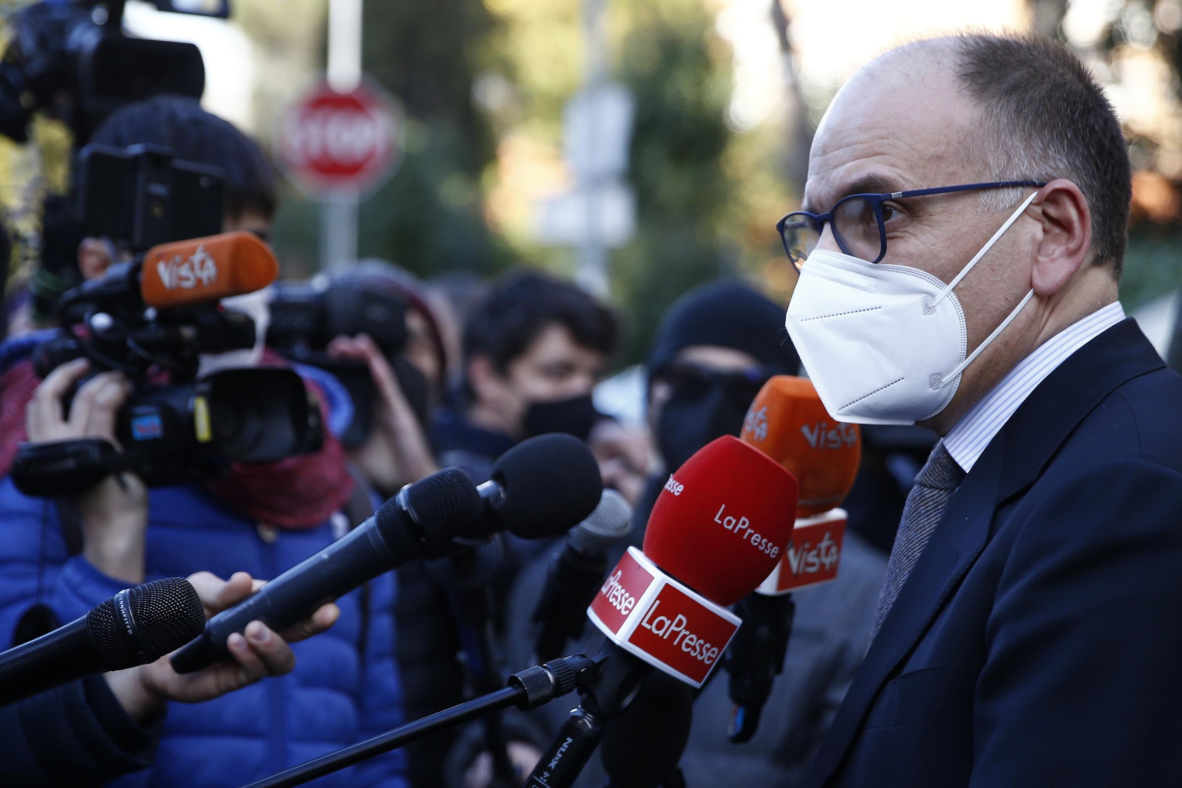 Pd, Letta: “Domani si decide nuovo capogruppo alla Camera, serve segnale importante”