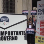 Roma, Meloni protesta per le cartelle esattoriali: “Se mi chiudi non mi chiedi”
