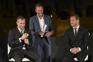 Tapiro d'Oro a Cassano: Con Totti fuori tutta la notte, poi a Trigoria