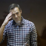 Russia, Navalny in sciopero della fame: “Chiedo che mi visiti un medico”