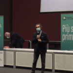 Vaccini in Lombardia, Fontana: “Alcune difficoltà ma qualcuno specula ignobilmente”