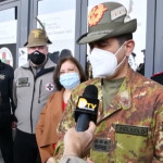 Vaccini, il commissario Figliuolo e il capo della Protezione civile Curcio alla Fiera di Bergamo