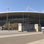 Parigi, lo Stade de France si trasforma in una mega hub vaccinale
