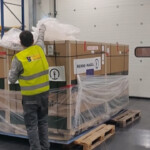 Vaccini, arrivate 500mila dosi Moderna: oggi distribuzione a Regioni