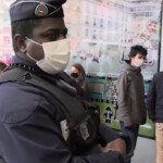 Francia, zona rossa per 4 settimane