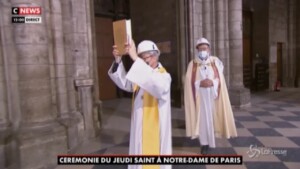 A Notre-Dame si celebra il Giovedì Santo