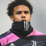 Juve, festa a casa di McKennie con Dybala e Arthur: multati