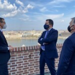 Lega, Salvini da Orban e Morawiecki per lanciare ‘Rinascimento europeo’