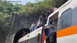Treno deragliato a Taiwan