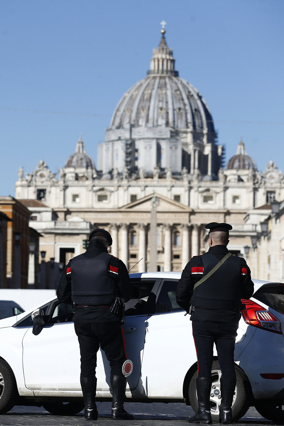 Da oggi tutta Italia in zona rossa: al via la stretta di Pasqua Da oggi tutta Italia in zona rossa: al via la stretta di Pasqua