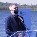 Vaccini, inaugurato hub a Varese. Guerini: “Combattuta difficile battaglia”