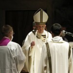 Papa: “In mesi bui di Pandemia il Signore ci invita a ricominciare”