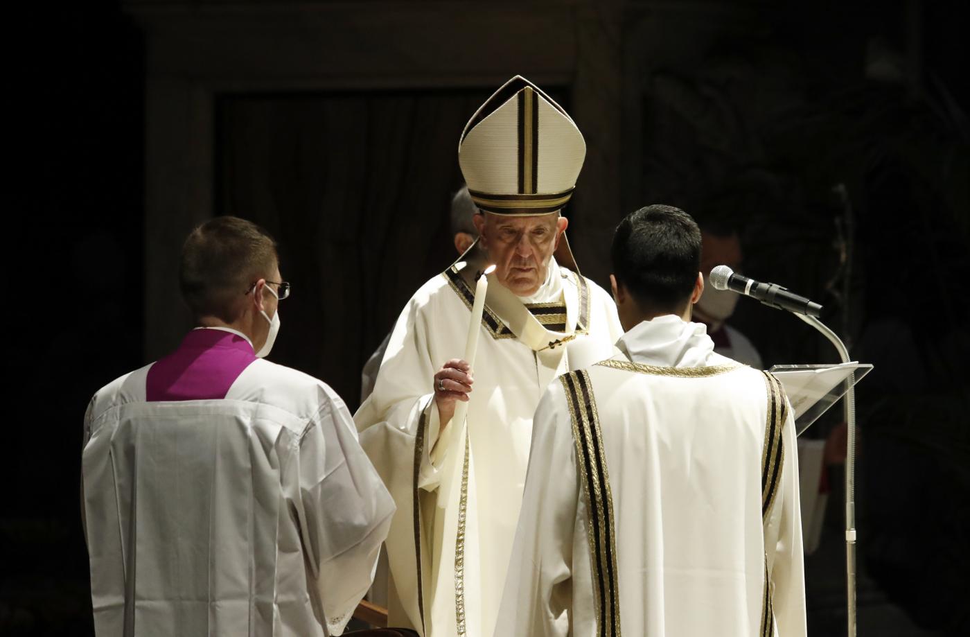 Papa: “In mesi bui di Pandemia il Signore ci invita a ricominciare” Papa: “In mesi bui di Pandemia il Signore ci invita a ricominciare”