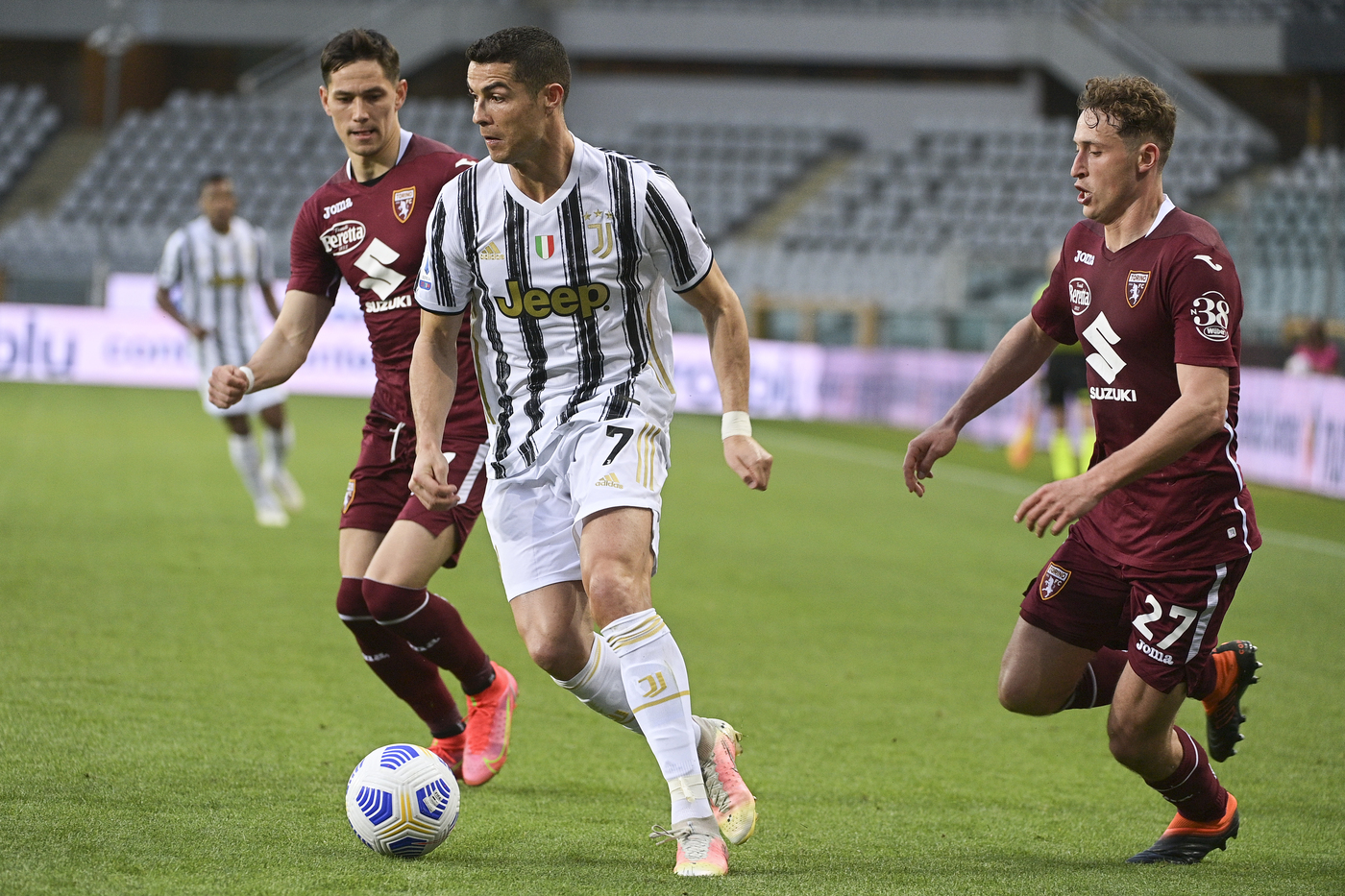 Serie A, Juve: CR7 riacciuffa il Toro: 2-2 nel derby