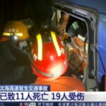 Cina, scontro frontale tra tir e autobus: 11 morti e decine di feriti