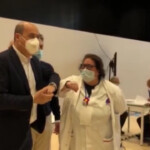 Vaccini, Zingaretti visita il centro allestito alla Nuvola di Fuksas a Roma