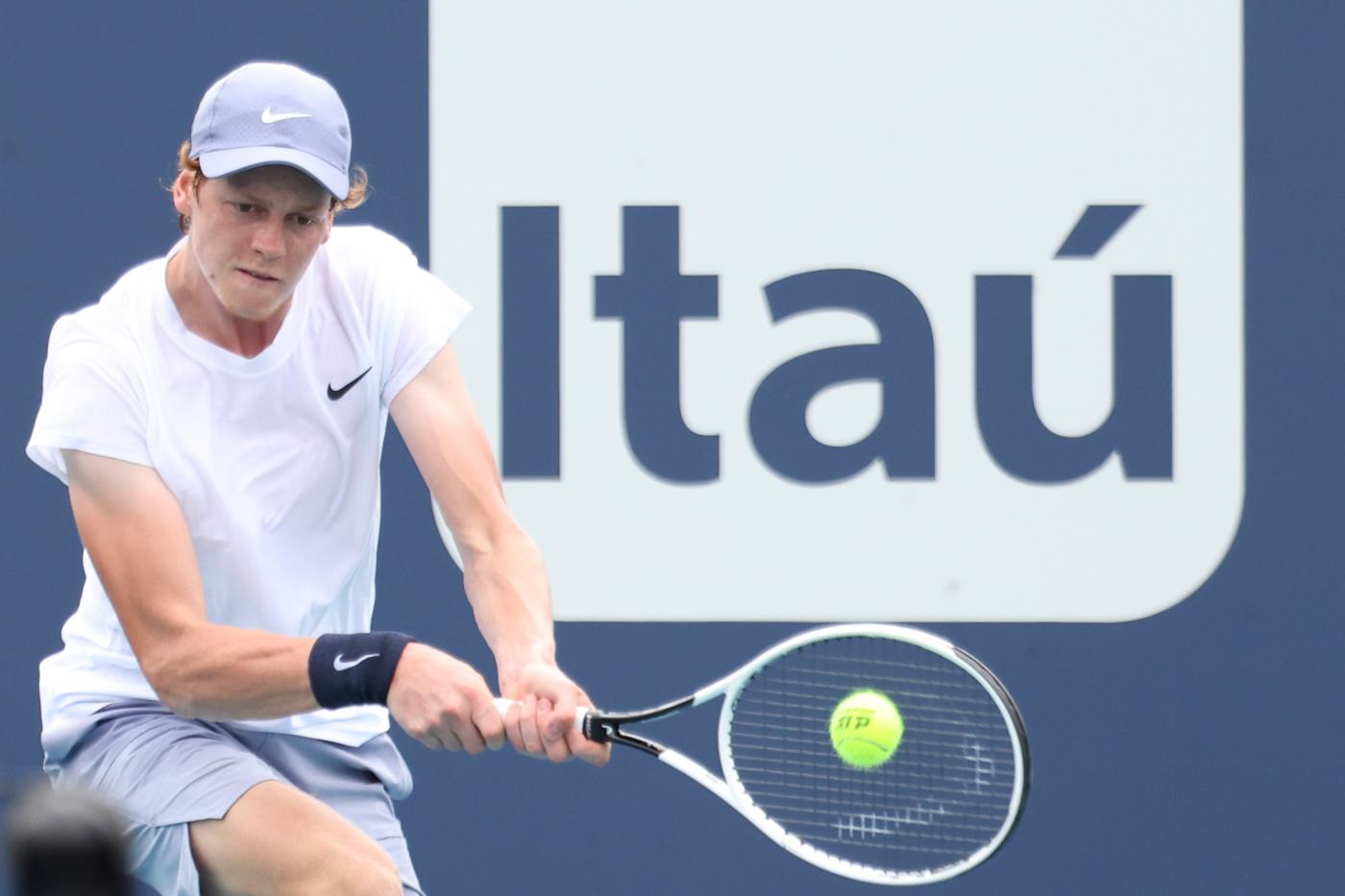 Miami Open, finisce il sogno di Sinner: la finale va a Hurkacz