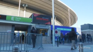 lo Stade de France di Parigi diventa un grande centro vaccinale
