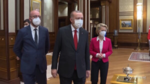 Von der Leyen e Charles Michel incontrano Erdogan ad Ankara
