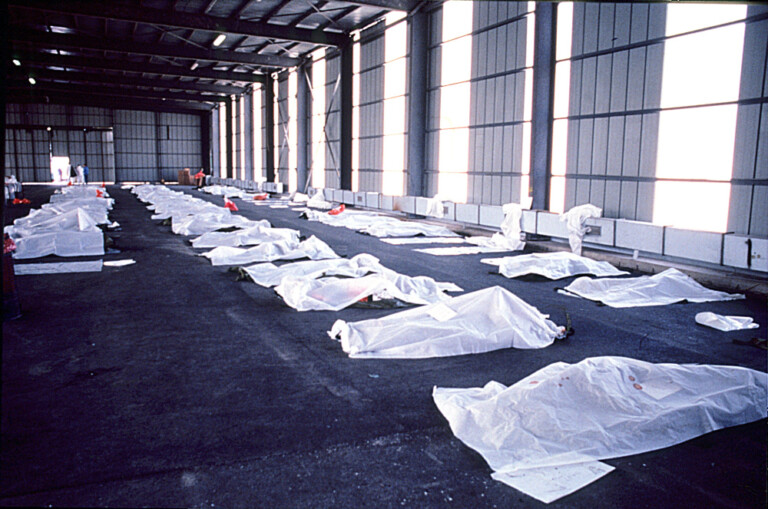 Le foto a bordo del traghetto dopo la tragedia