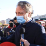 Torino, l’assessore Sacco con gli ambulanti in protesta: “Portiamo la nostra solidarietà”