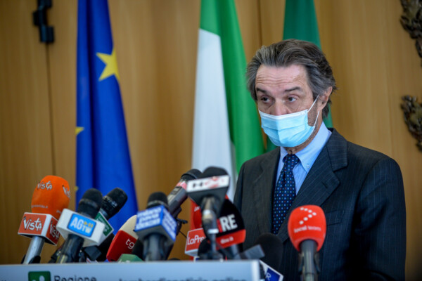 Milano, punto stampa di Attilio Fontana su situazione vaccini contro il covid 19 in Lombardia