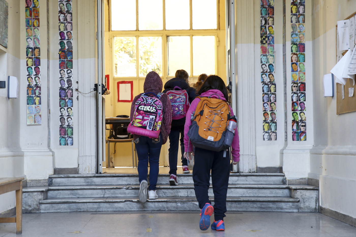 Covid, a Bollate lunedì test salivari a scuola. Il sindaco: “Affidabili come i molecolari, spero aderiscano tutti”