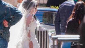 Lady Gaga in abito da sposa
