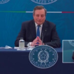 Covid, Draghi “Smettiamo di vaccinare gli under 60. Con che coscienza un giovane salta la lista?”