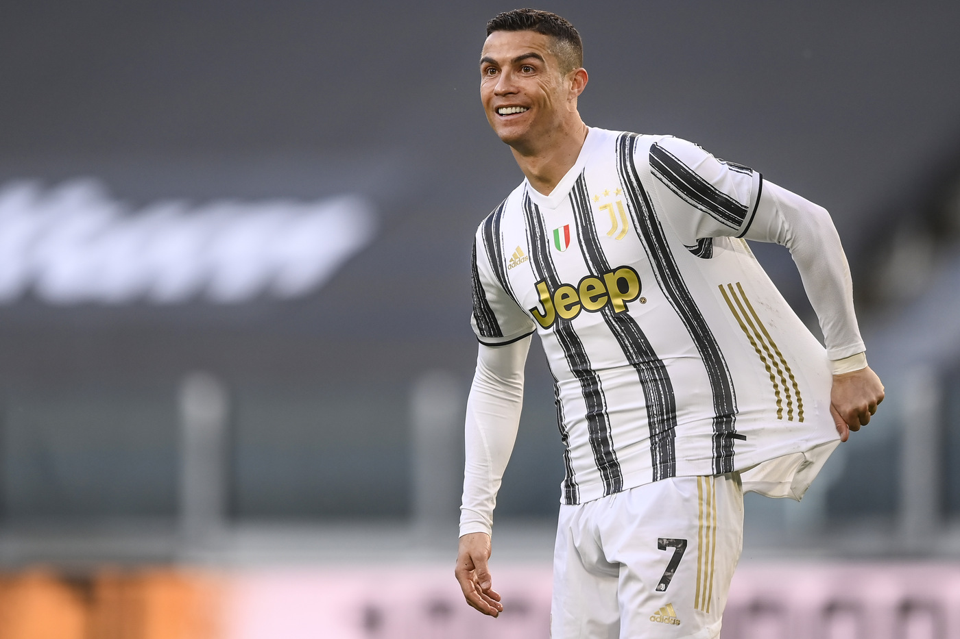 Serie A, Juve vince spareggio Champions: 2-1 al Napoli, Dybala ritrova gol
