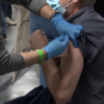 Spagna, vaccinazioni di massa al Palazzo dello Sport della Comunità di Madrid