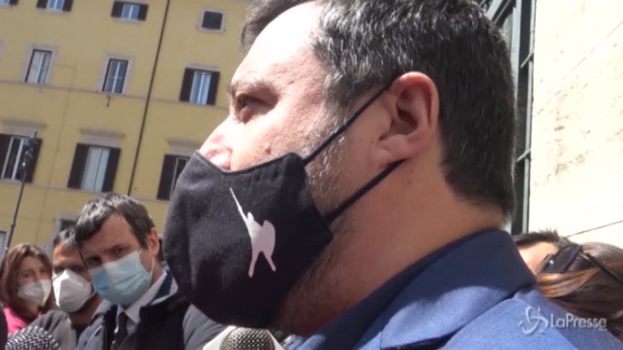 Chiusure, Salvini: “Dove è possibile, riaprire è un dovere” Chiusure, Salvini: “Dove è possibile, riaprire è un dovere”