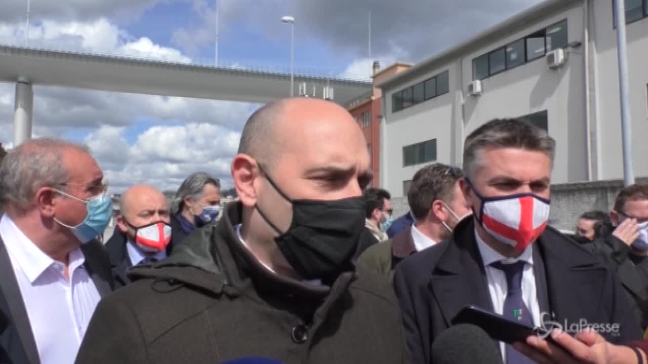 Ponte Genova, viceministro Trasporti: “Governo sta correndo, su revoca ora spetta a ministro prendere posizione”