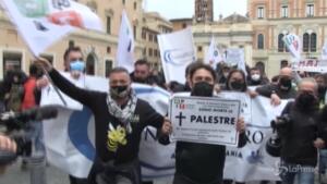 la protesta "IoApro"