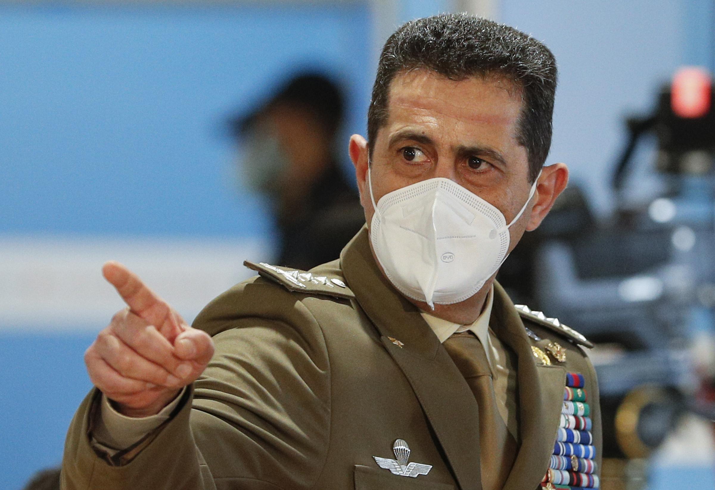 Vaccini, in arrivo 4,5 mln dosi. Obiettivo Figliuolo: 315 mila al giorno, dal 16