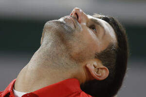 Tennis, Roland Garros la semifinale maschile: Novak Djokovic vs Stefanos Tsitsipas