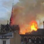 Notre Dame: due anni fa il rogo a Parigi, i video delle fiamme girati da chi abita di fronte alla cattedrale