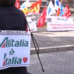 Roma, lavoratori Alitalia ancora in piazza:”Fino ad ora solo chiacchiere”