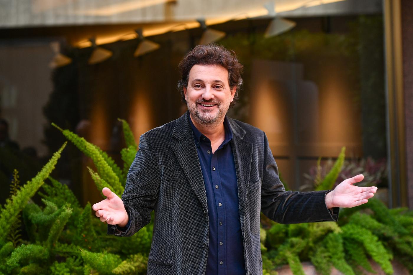 Ecco la nuova fidanzata di Leonardo Pieraccioni, Teresa Magni ha conquistato il regista toscano Ecco la nuova fidanzata di Leonardo Pieraccioni, Teresa Magni ha conquistato il regista toscano