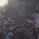 Usa: 13enne ucciso da polizia, centinaia in piazza a Chicago