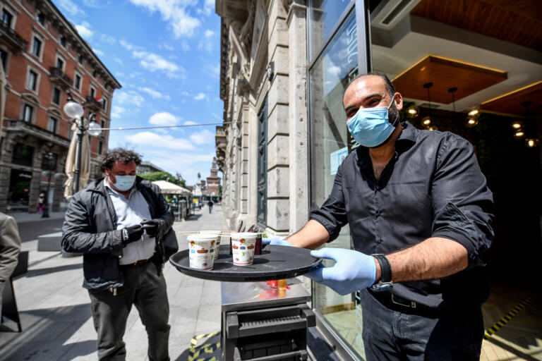 Coronavirus: secondo giorno di Fase 2 a Milano