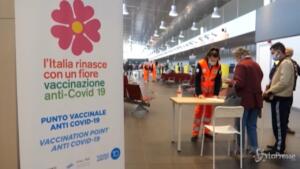 hub vaccinale in aeroporto