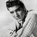 primo piano del cantante Elvis Presley,