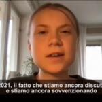Clima, Greta Thunberg: “Nel 2021 si sovvenzionano ancora carboni fossili: è una vergogna”
