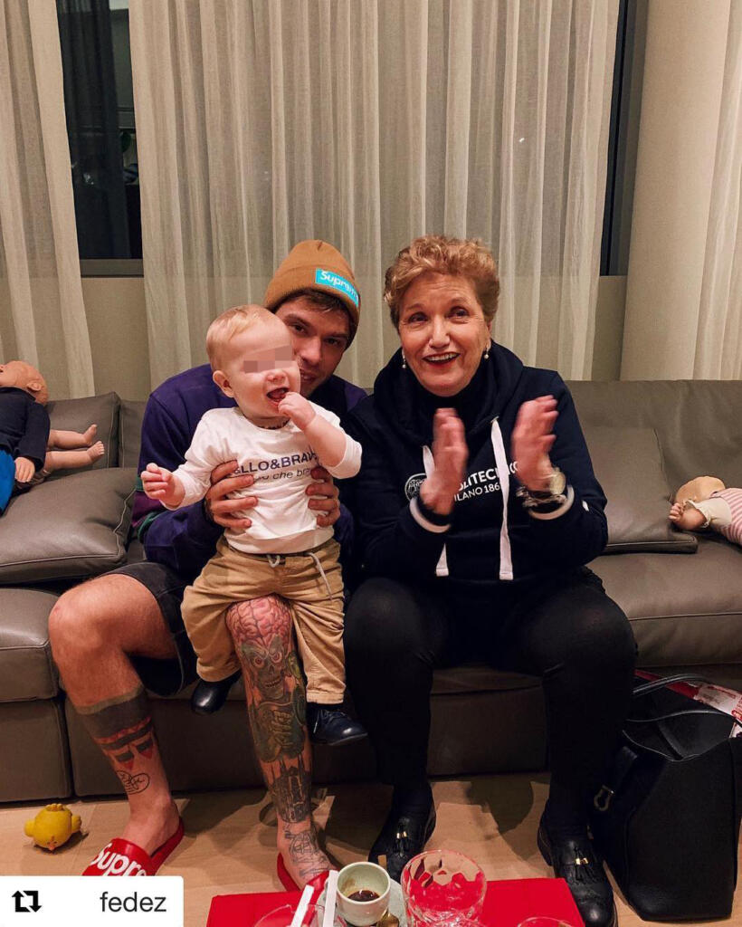 Galleria foto 'Mara Maionchi compie 80 anni, tra musica, tv e famiglia' - foto 7