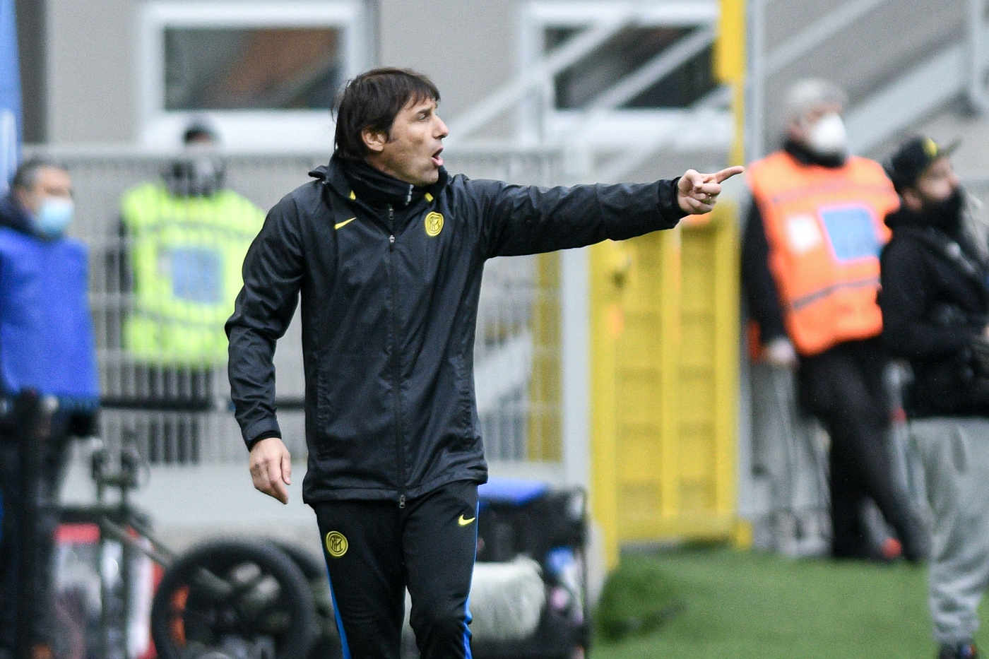 L’Inter corre verso lo scudetto. Conte: Ultimo step, concentrati sul presente L’Inter corre verso lo scudetto. Conte: Ultimo step, concentrati sul presente