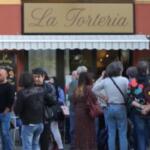 Covid, in decine all’aperitivo “disobbediente” alla Torteria di Chivasso